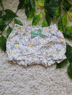 Baby Girl Bambi Ruffled Shorts (Newborn)